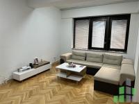 Se izdava namesten stan vo Skopje, Centar so povrshina od 55 m2.
 Ekstra:.
 Cena: 400 EUR